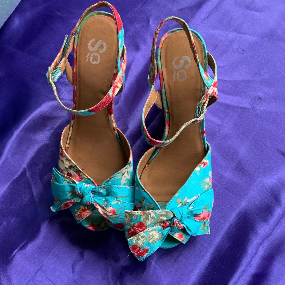 Spring Wedges🌺 - Picture 2 of 5